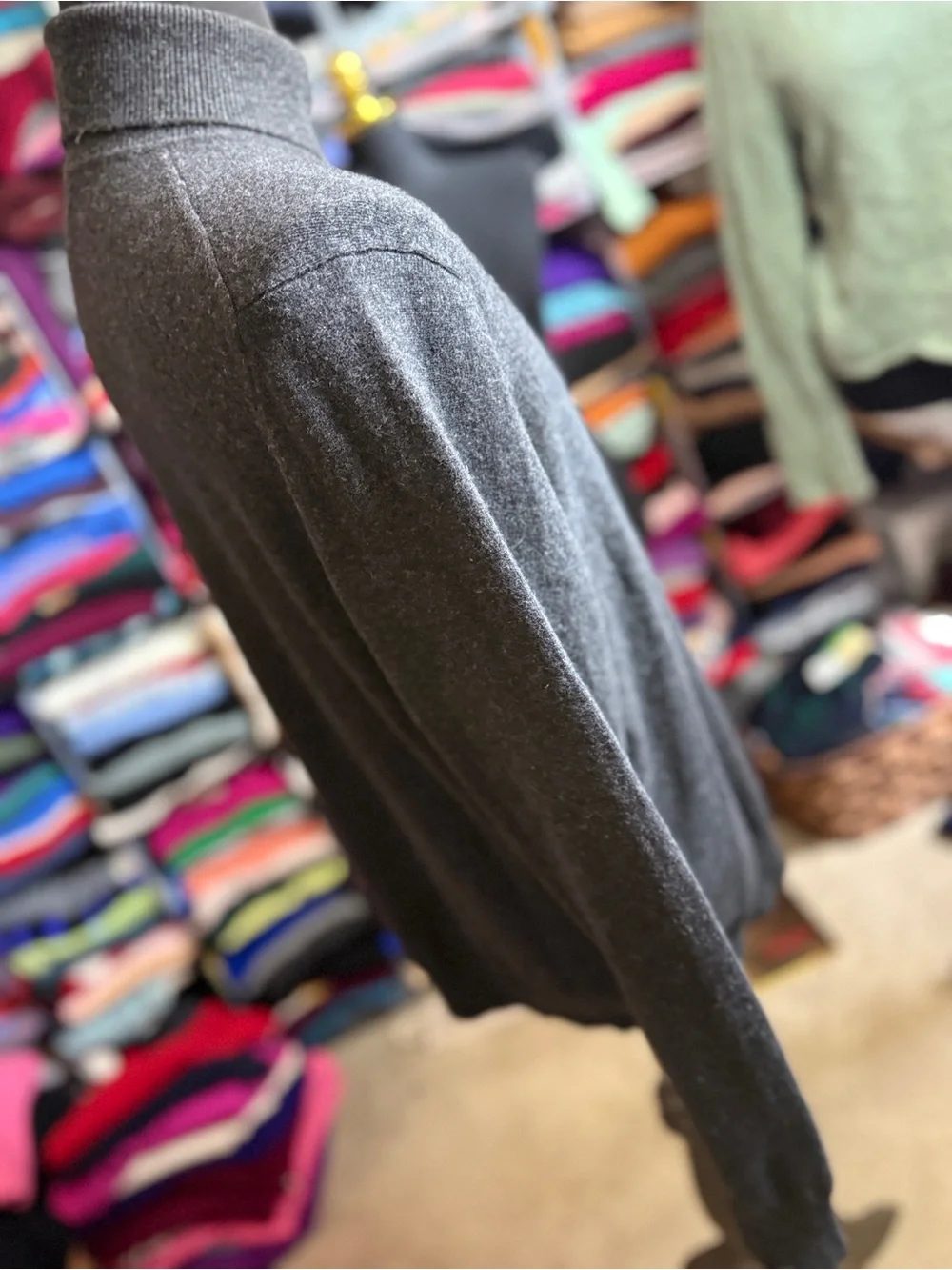 Men's Gray Turtleneck Cashmere Sweater